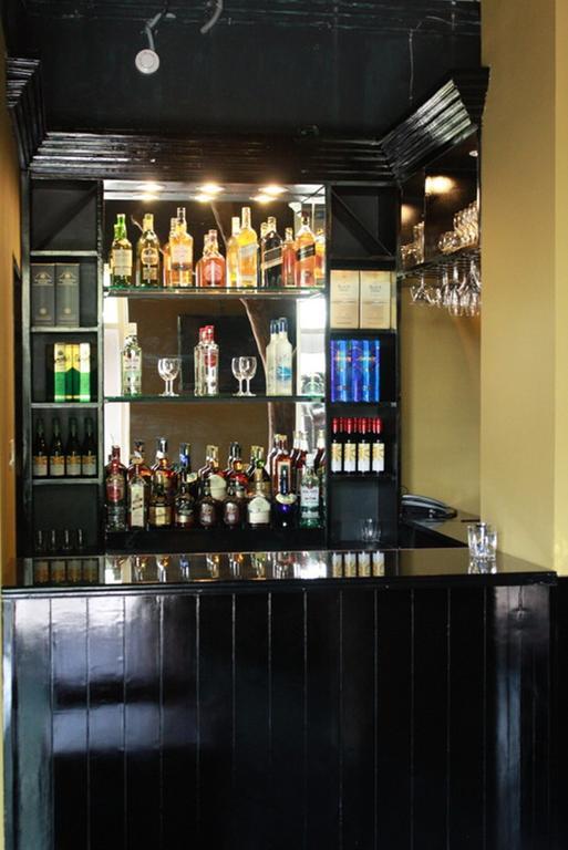 La Franklin Hotel Бхубанешвар Екстериор снимка